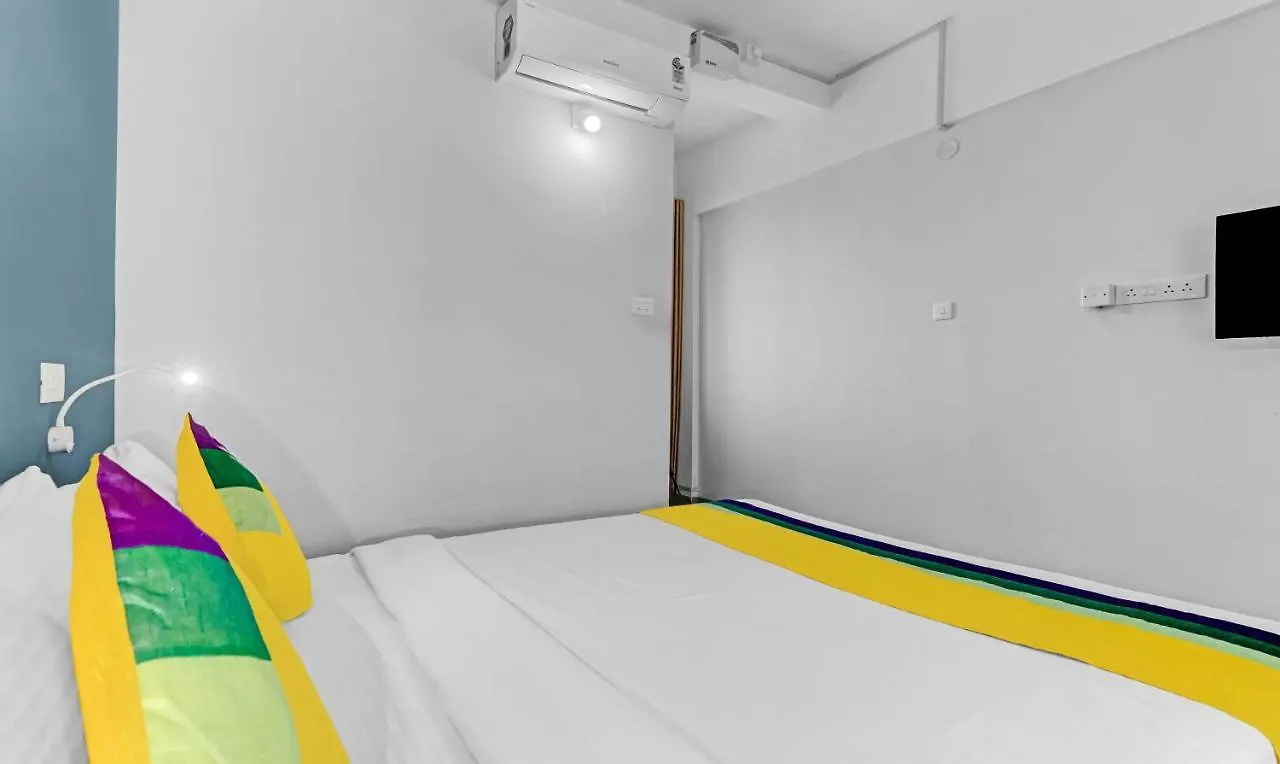 Itsy By Treebo - City Maskan Kazhakuttam Hotel